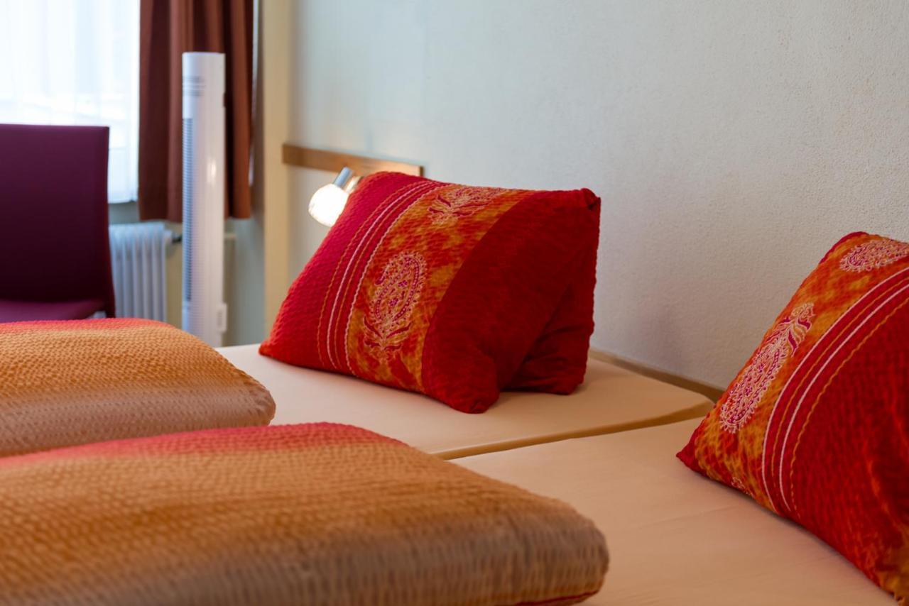 Hotel Du Pont Gampel-Bratsch Екстер'єр фото