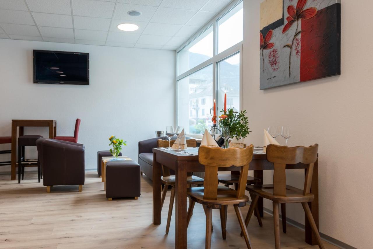 Hotel Du Pont Gampel-Bratsch Екстер'єр фото